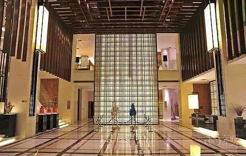Ramada By Wyndham Zhengzhou East Hotel