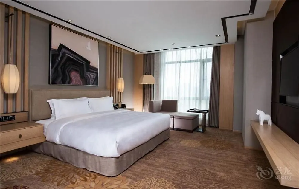 Ramada By Wyndham Zhengzhou East Hotel 5*,  China