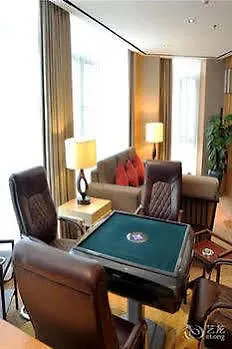 Ramada By Wyndham Zhengzhou East Hotel 5*,