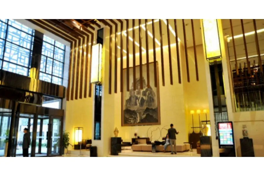 Ramada By Wyndham Zhengzhou East Hotel